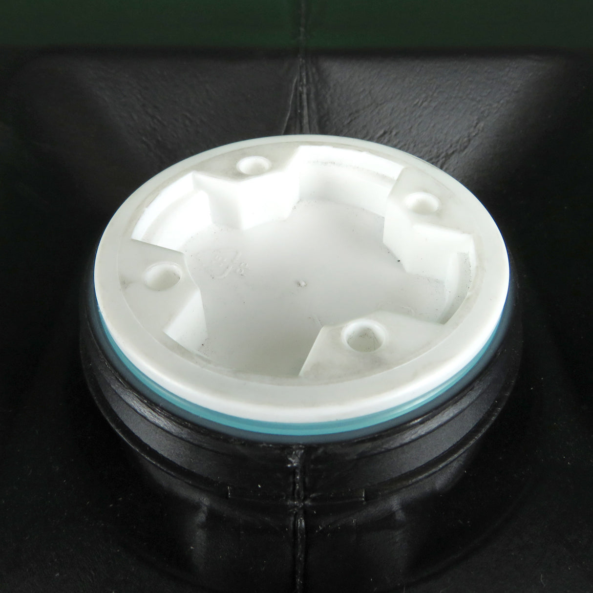 Fasswulf-Kunststoffspundfass-220-Liter-0884